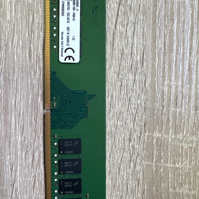 DDR4メモリ 8GB Kingston CBD26D4U9S8ME-8 [DDR4-2666