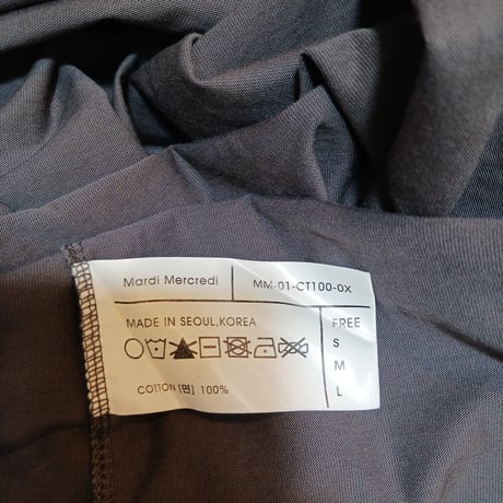 F472 Mardi Mercredi Tシャツ