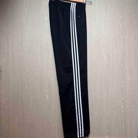 D727 アディダスオリジナルス　トラックパンツ