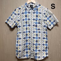 D583 ザノースフェイス　半袖シャツ