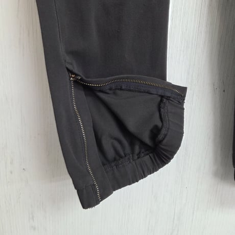 Y872 ザノースフェイス　ジョガーパンツ