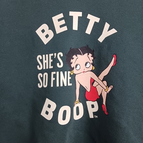 F582 BETTY スウェット