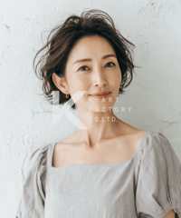 上品さ際立つナチュラルエアリーショート