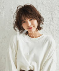軽やかな動きが可愛い外ハネボブヘアー