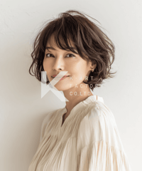 大人可愛い柔らかニュアンスショートヘアー