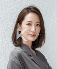 きちんと感を引き立てる大人ボブヘアー