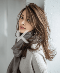 透明感あふれる大人レイヤーロングヘアー