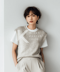 束感バングが映えるハンサムショート