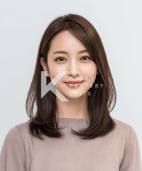清潔感と柔らかさを両立したナチュラルミディ