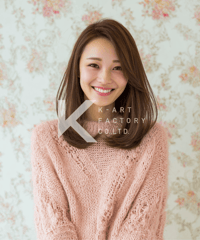 ナチュラルブラウンの上品ストレートミディ