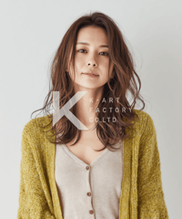 ラフな抜け感漂うナチュラルロングヘアー