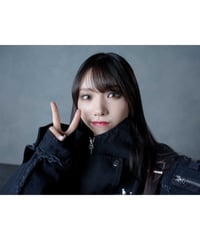 【ランダム】自撮り風生写真（2枚1セット 全9種）