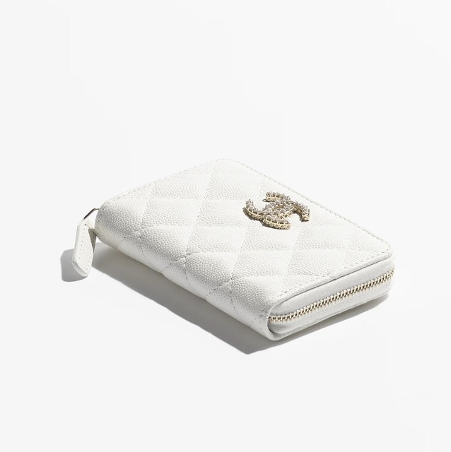 【キラキラロゴが可愛い♪】 CHANEL 25ss ジップコインパース CCロゴが可愛いコインケース【CHANEL】25SS ジップ コインパース