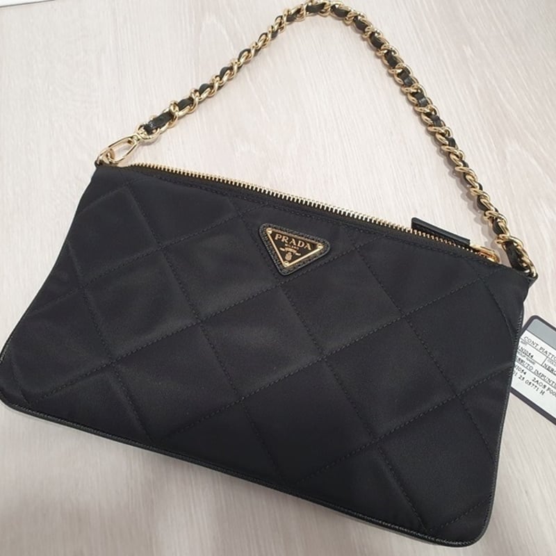 ド*ラ様 PRADA プラダ キルティング ナイロン 化粧ポーチ ミニバッグ プラダ☆キルティングナイロンミニショルダー☆ | passione.Lady