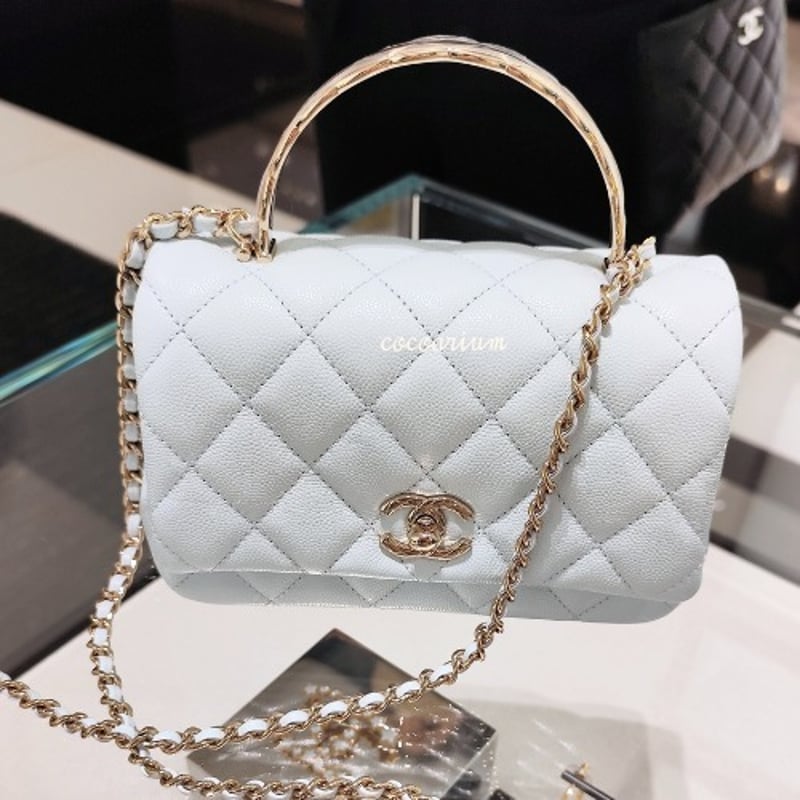 入手困難】CHANELココクラッシュハンドル輝くCCロゴミニバッグ