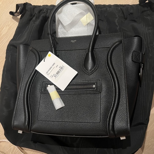 【良品】CELINE セリーヌ ラゲージ マイクロ ブラック 正規品 シリアル有 CELINE ラゲージ ブラック マイクロショッパー正規品✩︎