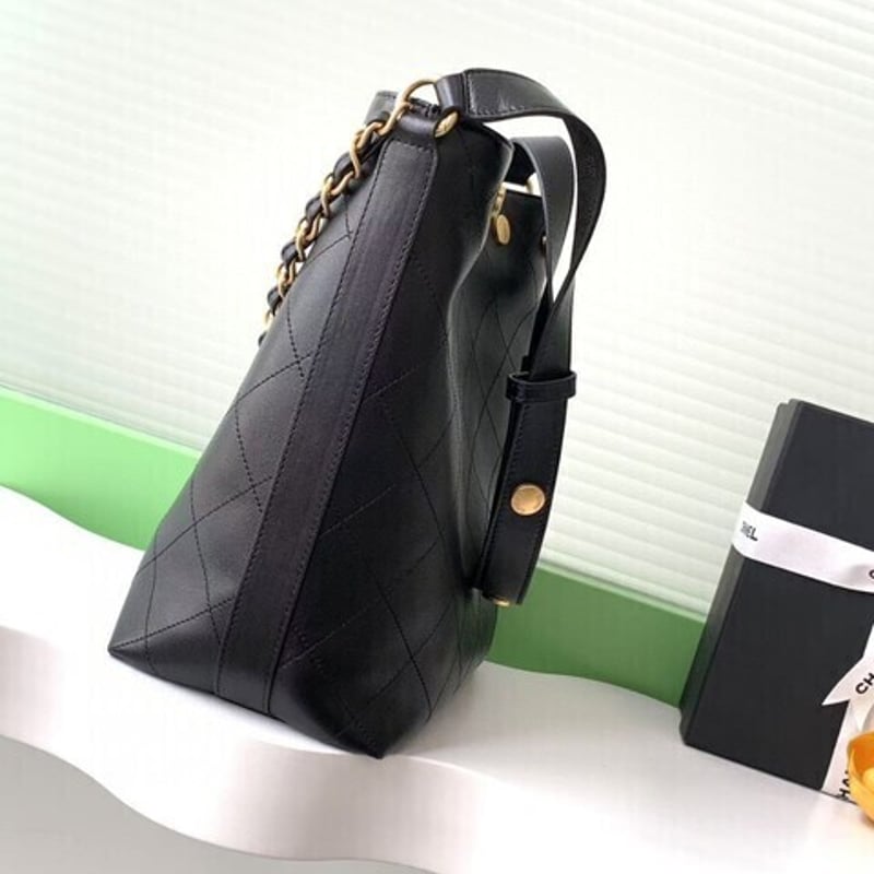 【CHANEL】シャネル バケットバッグ CHANEL22 CHANEL 22 - Bags | CHANEL