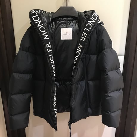 n_estate ⭐︎MONCLER DIST ブラックダウンジャケット MONCLER ブラック ダウンジャケット - メルカリ