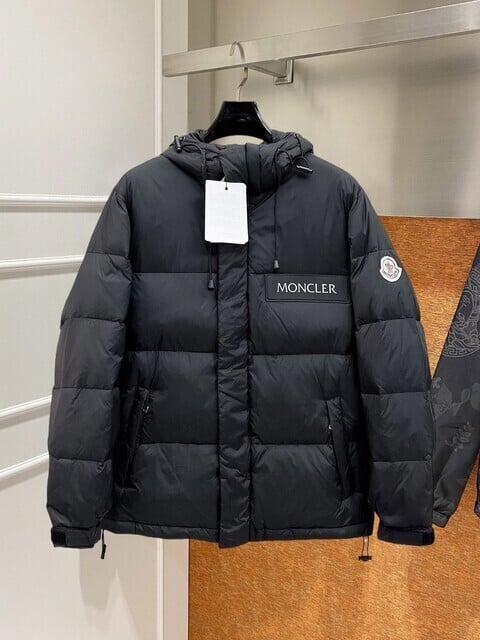 【国内正規・極美品】24SS モンクレール ジャケット OCTANO fit=scale-down,w=1200