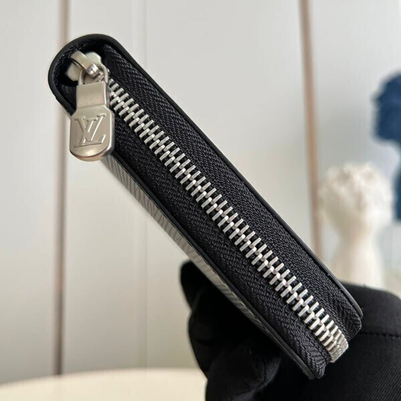 Supreme × LOUIS VUITTON エピ ジッピーウォレット | passione