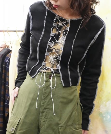 Center Lace-up top