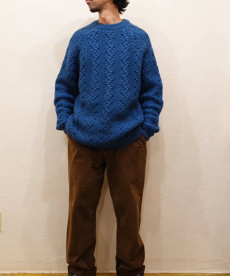 Textured Cable Knit Crewneck Sweater – Blue
