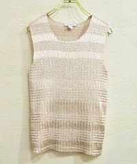Sleeveless Shrink Design Top