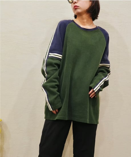 Side line Switching Long sleeve T-shirt