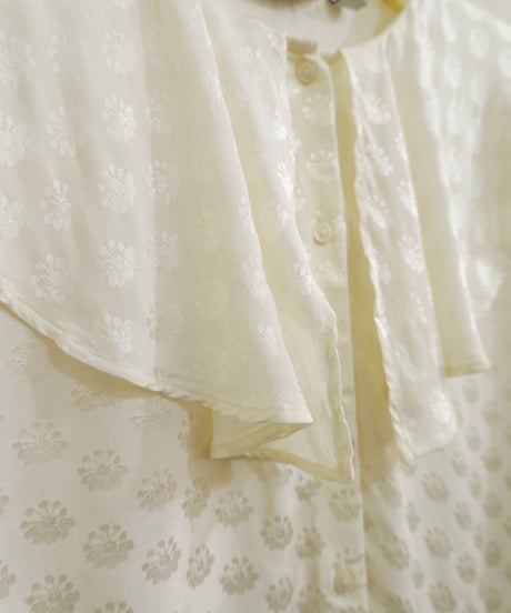 Ruffle Collar Jacquard Shirt