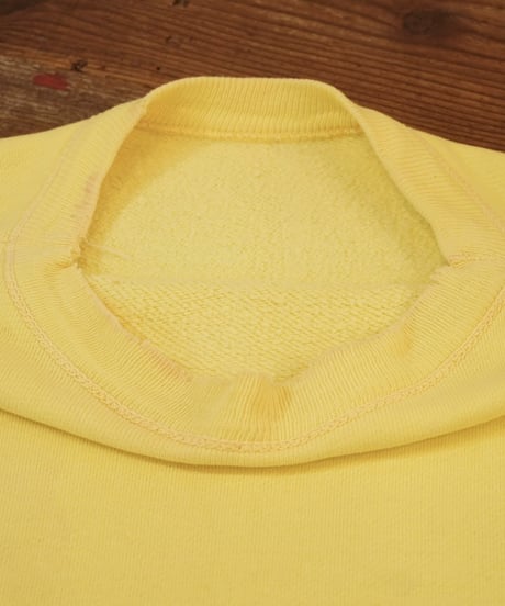 50-60s Yellow set-in sleeve plain sweatshirt