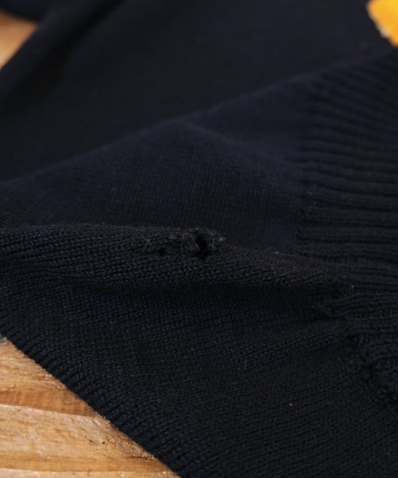 50-60s Vネック レタードセーター 紺×黄色 長リブ / size XL程度 | end