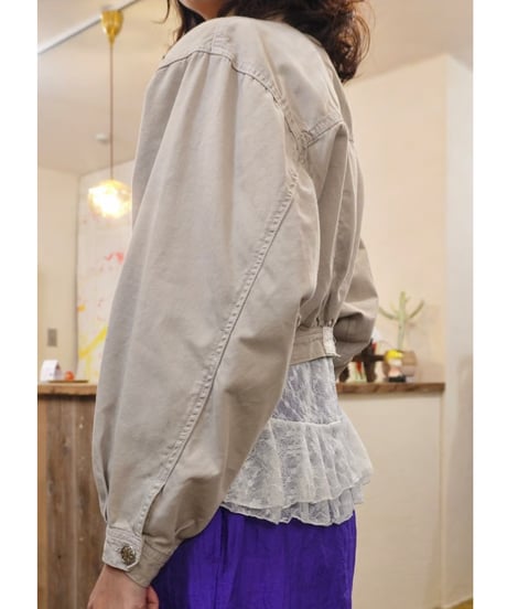 Cropped Volume Sleeve Jacket