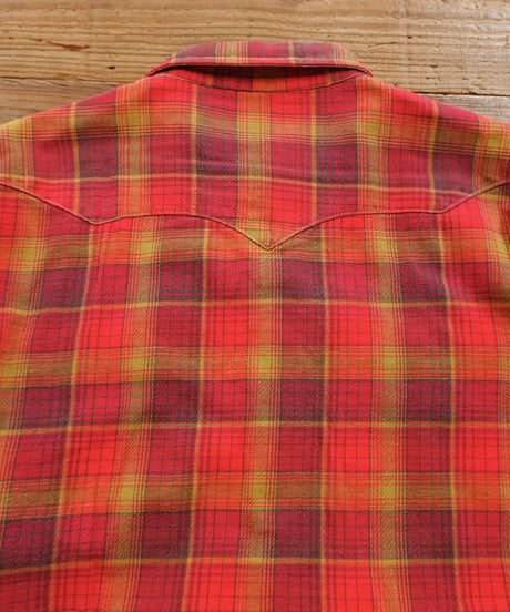 60s 『Wrangler』 Red-based check western shirt / size 16½