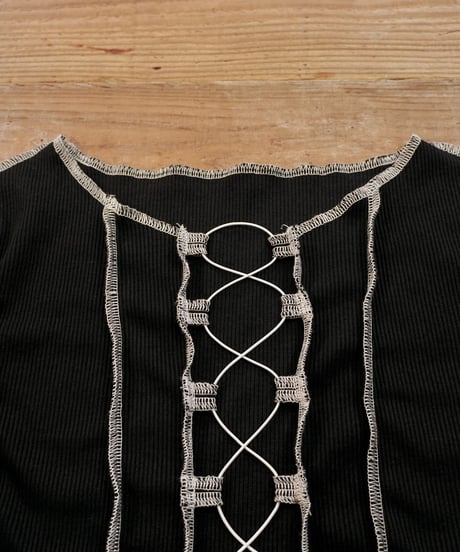Center Lace-up top
