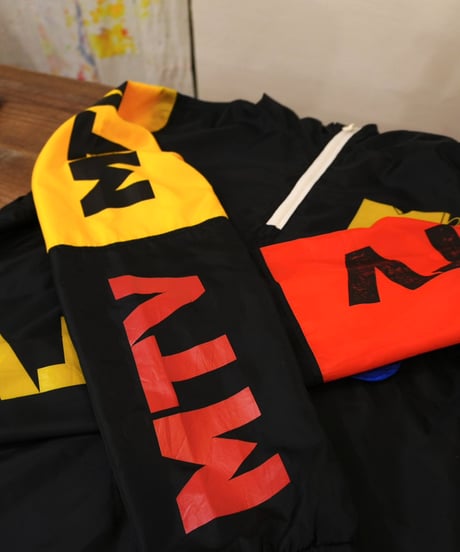 "MTV" 黒 マルチプリント ナイロンアノラック / size L