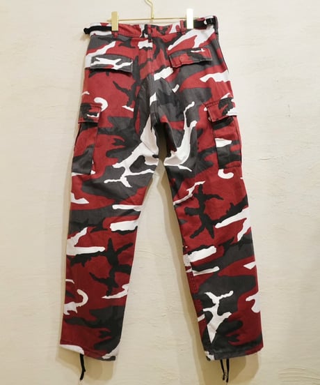 Red×Black×White Camouflage Cargo Pants