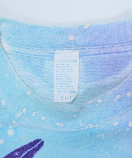 90s Whale Art Tie-Dye T-Shirt Made in USA / size L