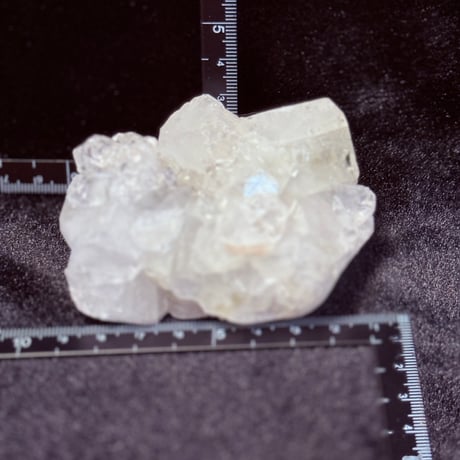 25911-3 極上透明結晶☆インド産アポフィライト☆虹色に煌めく高貴な浄化の石