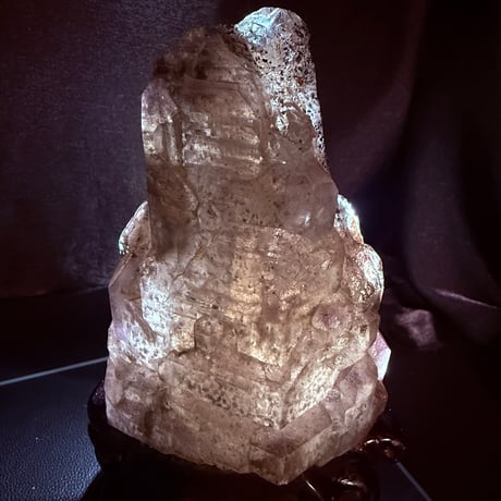25930-3  【マダガスカル産】スーパーセブン原石 ― 金運・成功・癒しを呼ぶ地球の奇跡