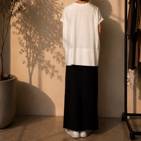 AUTHENTIC ロゴTシャツ