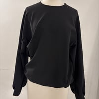 クルーネックドルマンブラウス
