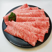 〜霜降りの甘みと赤身の旨み、どちらも贅沢に〜松阪牛肩ロースすき焼き用500g