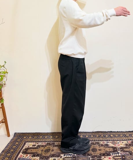 CasperJohn コンパクトワッフルVネックスウェット