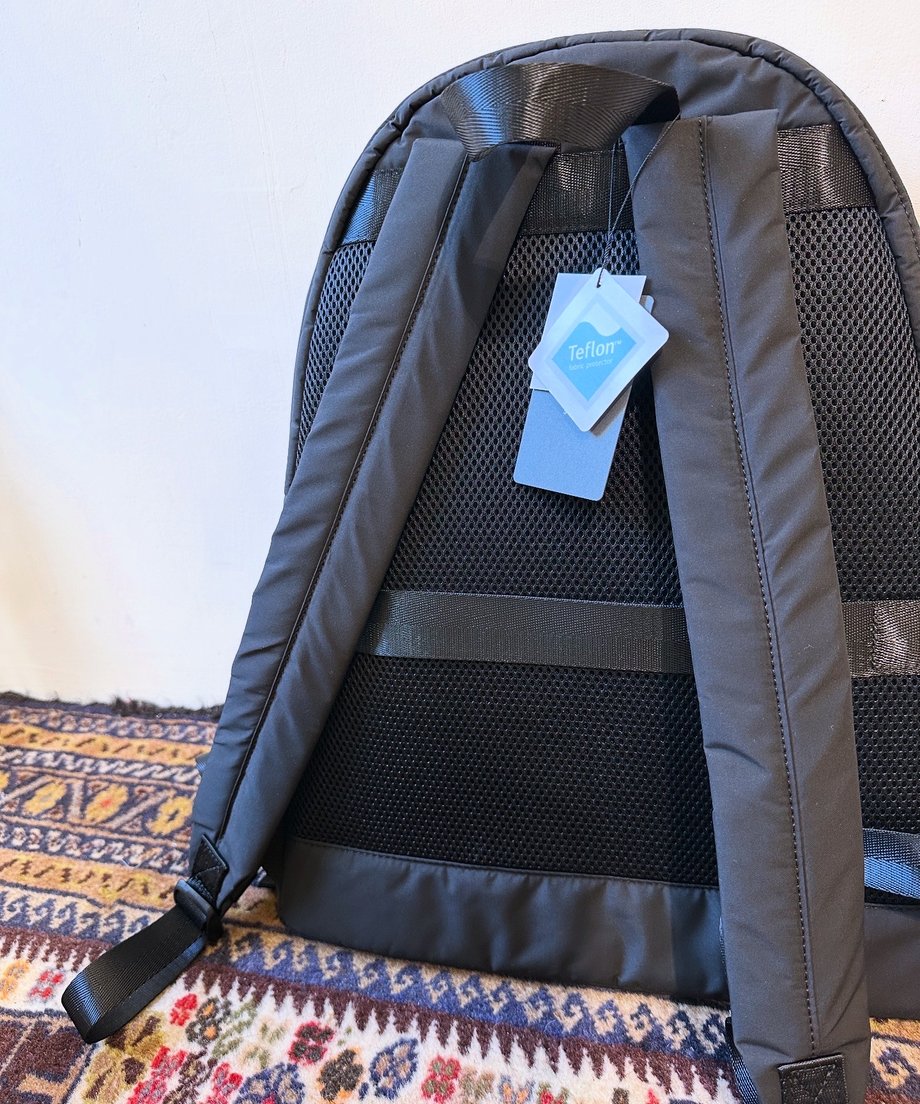 68832ecd5ddc5d5560b28926
