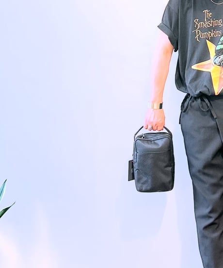 SML コンパクトショルダーバッグ