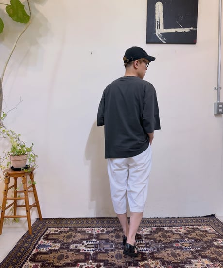Revo. ハートエンブロイピグメント加工Tシャツ　3786