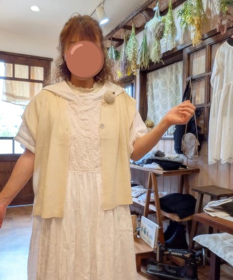 フレンチカーデ　アイボリー