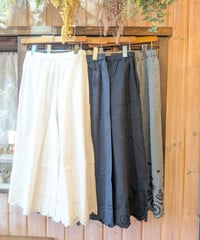 プチプラ　すそスカラ刺繍ペチパンツ