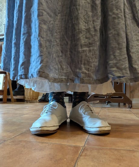 すそフリルロングペチパンツ