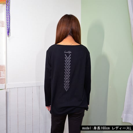 オーガニックコットン100％　テラヘルツ鉱石プリント加工　シリカ加工　レディースボートネック長袖Ｔシャツ